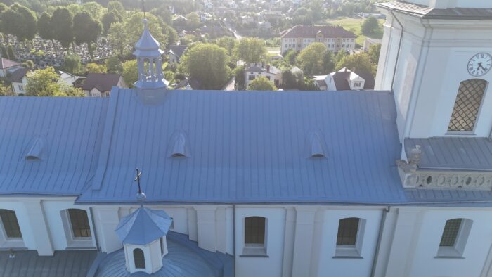 Renowacja, malowanie, czyszczenie kościoła